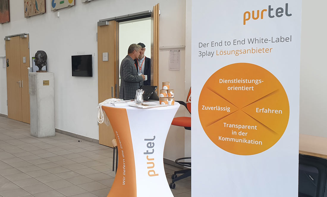 purtel Infostand bei der Buglas Infothek