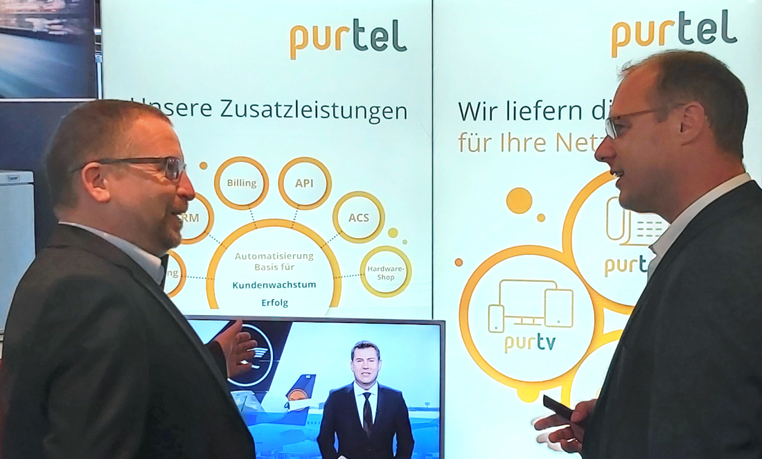 Messestand von purtel beim Breitbandforum